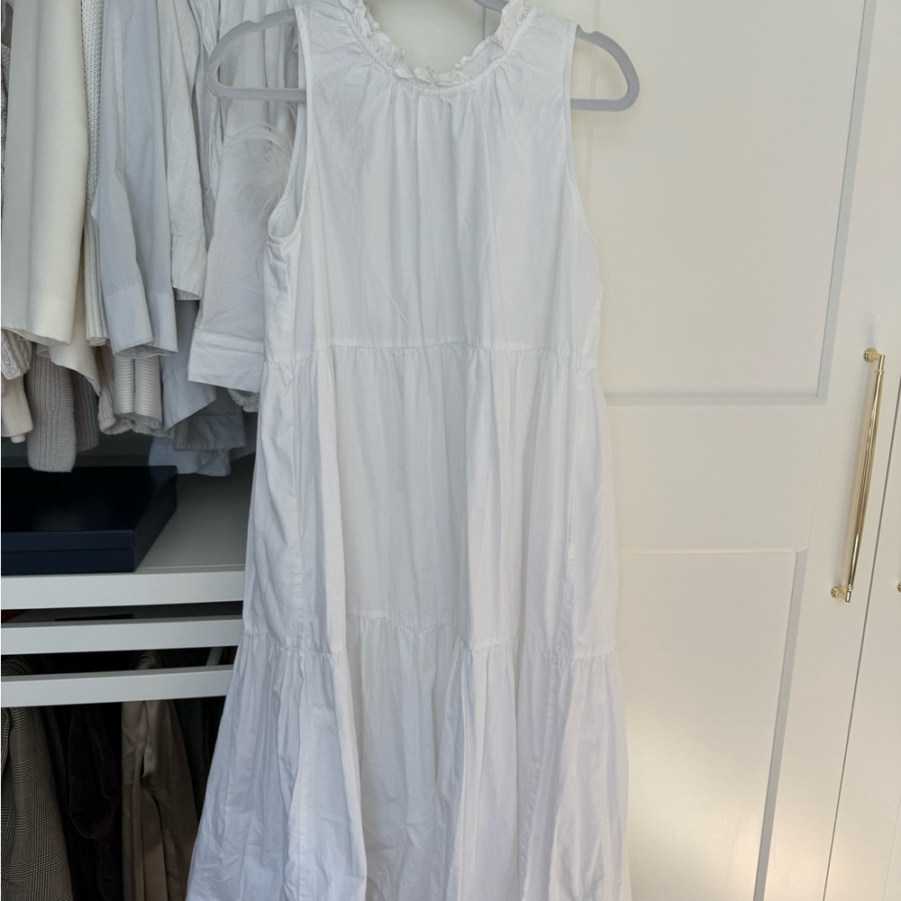 Chic White Sleeveless Maxi Dress
